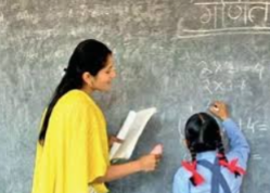 "The reality of schools in the state: 0 students and dozens of teachers!"